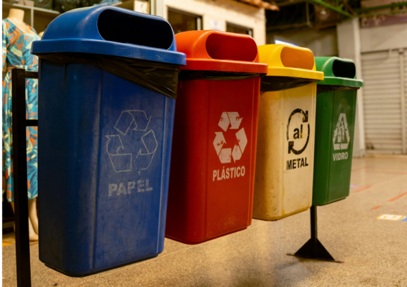 A (29.7 x 21 cm) (2) A (29.7 x 21 cm) (2)